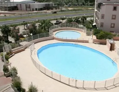 Le Lagon Bleu En Rez-de-jardin *